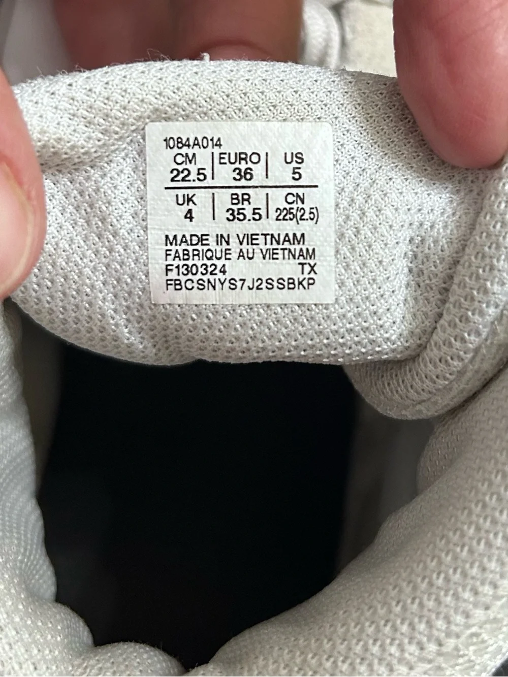 Asics White Wrestling Shoes Youth size 5